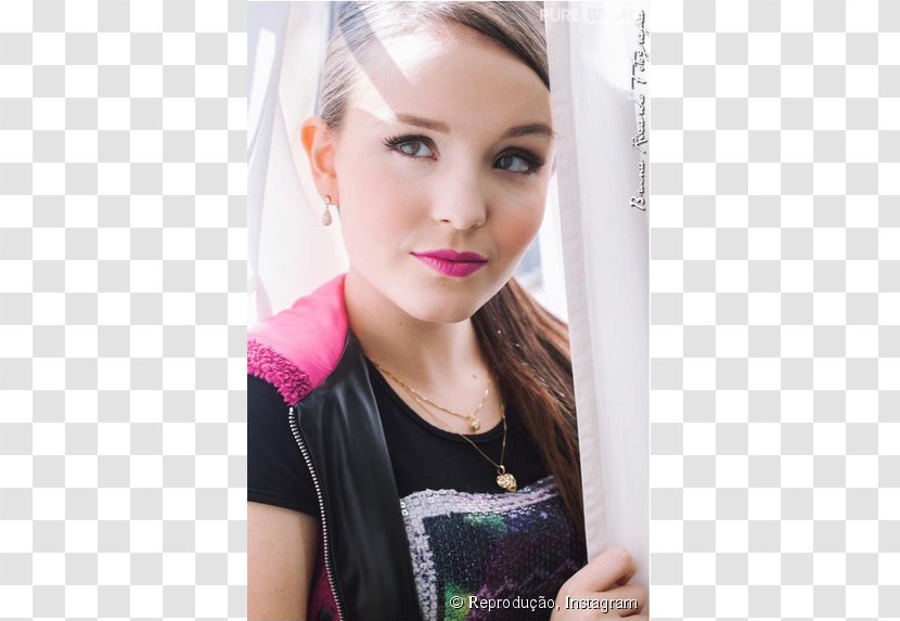 Larissa Manoela Photography Brazil Hoje É Meu Dia YouTube - Tree - Youtube Transparent PNG