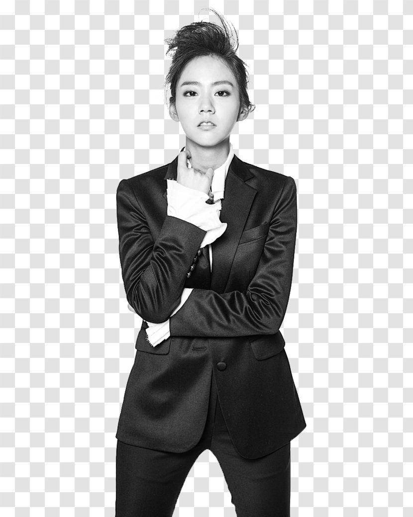 Han Seung-yeon Kara Project South Korea DSP Media - Standing - Airport Fashion Kpop Transparent PNG