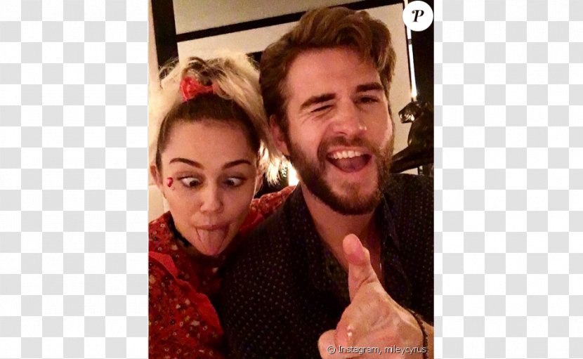 Miley Cyrus Liam Hemsworth Actor Malibu Marriage - Heart Transparent PNG