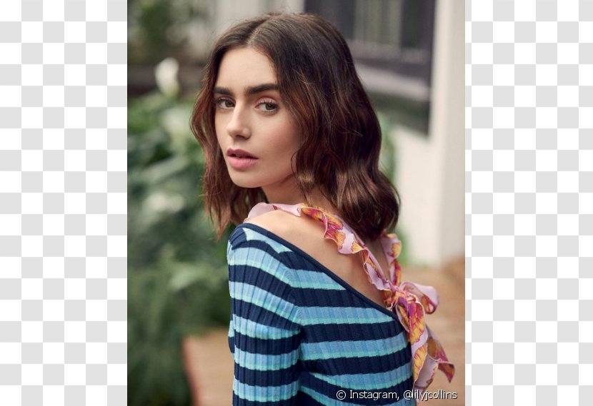 Lily Collins Mirror Snow White Unfiltered Hollywood - Heart Transparent PNG