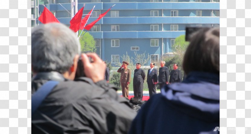 Pyongyang 백신중학교 Yonhap News Agency Crowd Newspaper - Flag - Kim Jong Un Transparent PNG
