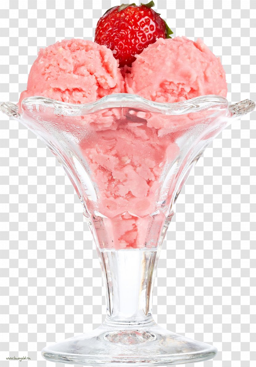 Strawberry Ice Cream Cone - Image Transparent PNG