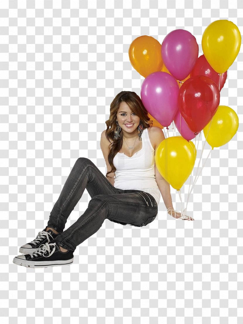 Fashion Celebrity Converse Chuck Taylor All-Stars Hotpants - Silhouette - Miley Cyrus Transparent PNG