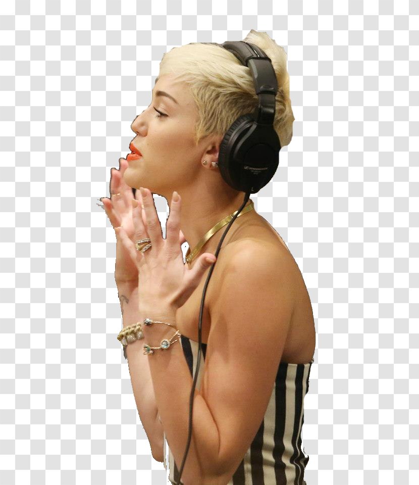 Miley Cyrus Microphone Email - Shoulder Transparent PNG