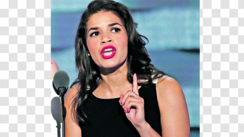 America Ferrera Microphone Discourse Actor Democratic National Convention - Tree Transparent PNG