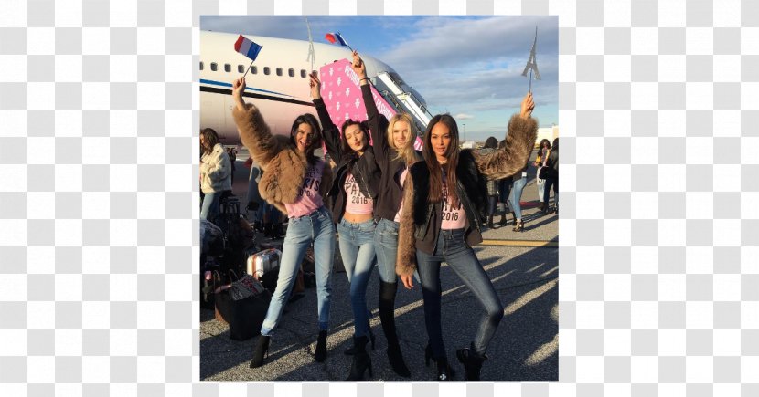 Victoria's Secret Fashion Show 2016 Airplane Chanel Paris - Kendall Jenner - Runway Transparent PNG