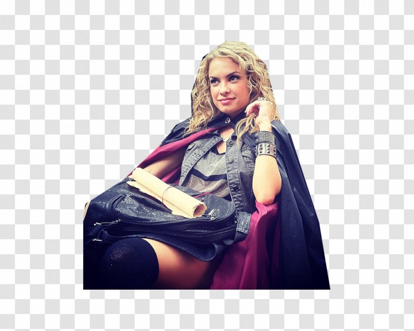 Roberta Messi Rebeldes Brazil Thonny É Isso Aí (The Blower's Daughter) - Outerwear - Lua Blanco Transparent PNG