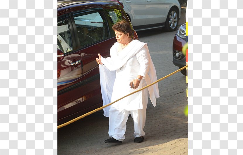 Car Bollywood Actor Film Producer Mumbai - Outerwear - Amitabh Bachchan Transparent PNG
