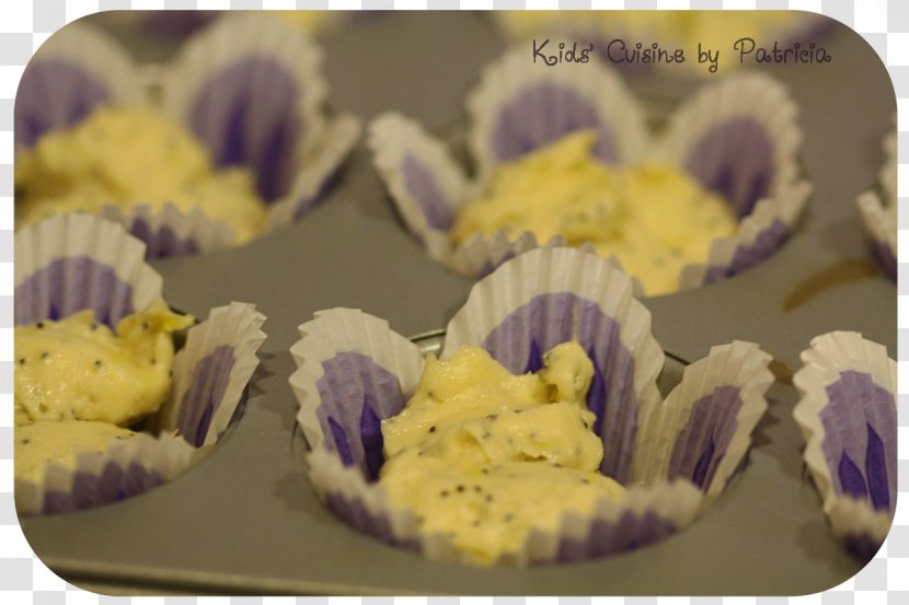 Buttercream Petit Four Cupcake Muffin Praline - Amapola Transparent PNG