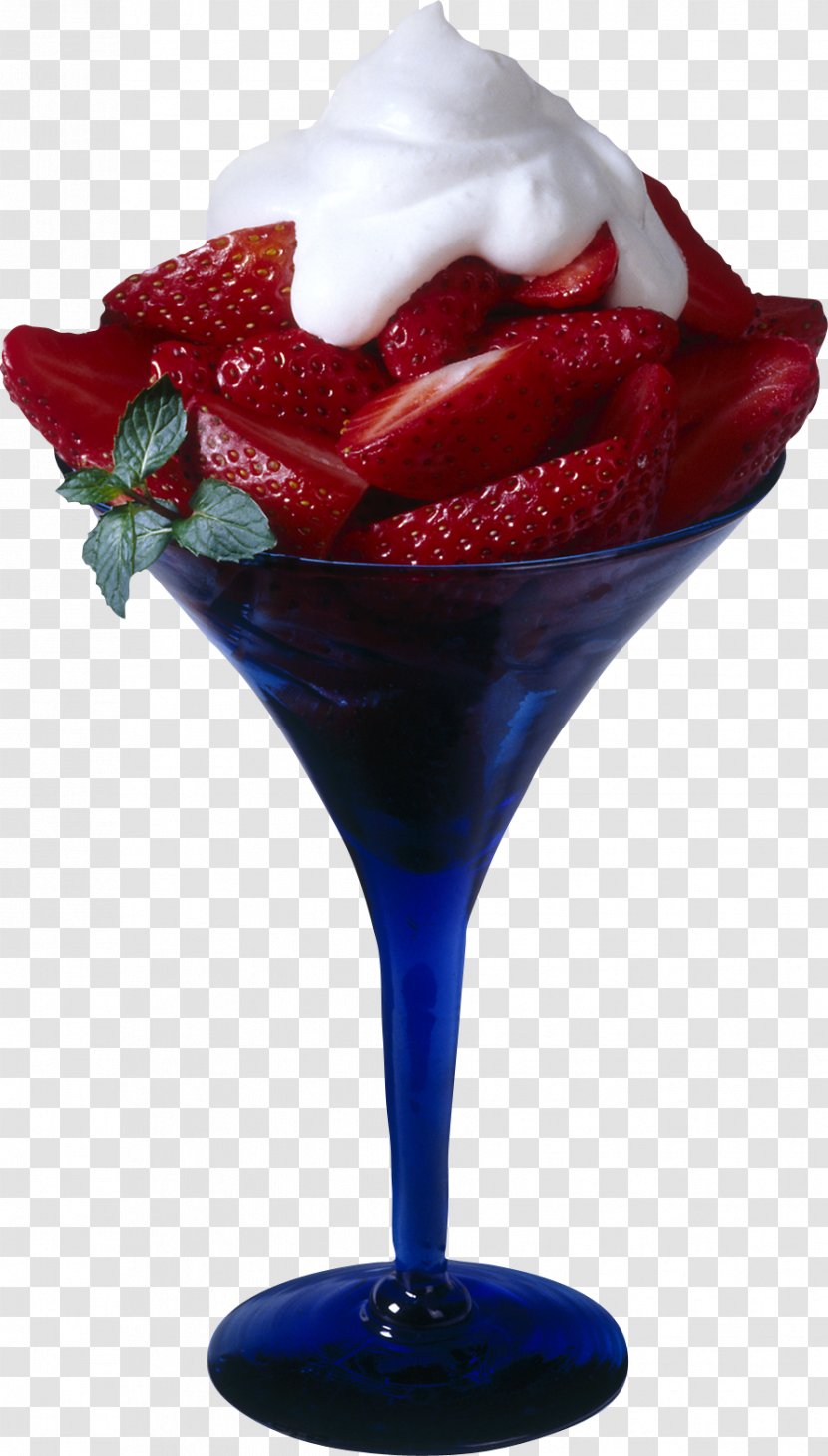 Strawberry Ice Cream Cocktail - Sweet Transparent PNG