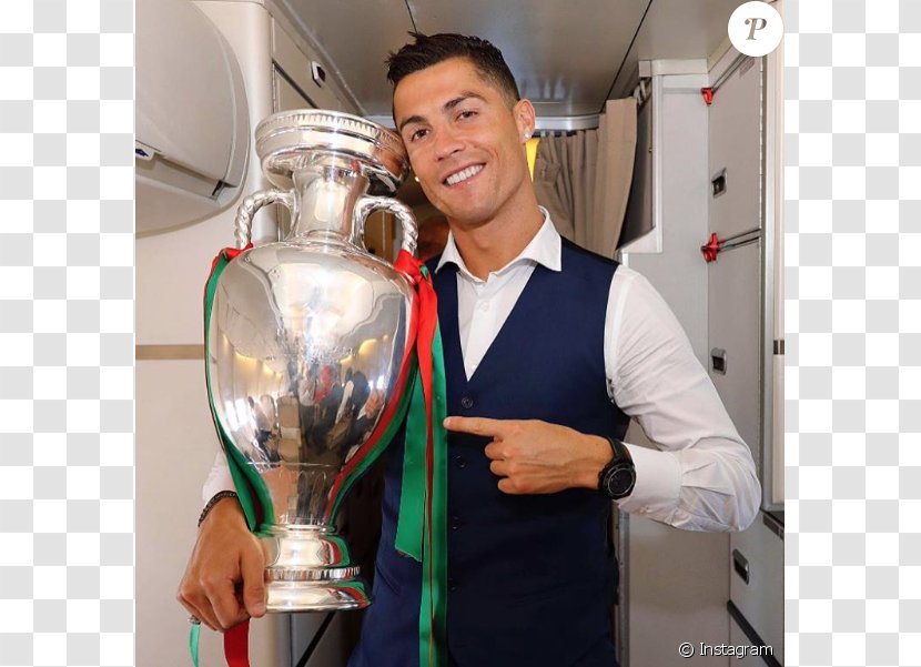 Cristiano Ronaldo Real Madrid C.F. UEFA Euro 2016 Champions League Portugal National Football Team - Drinkware Transparent PNG