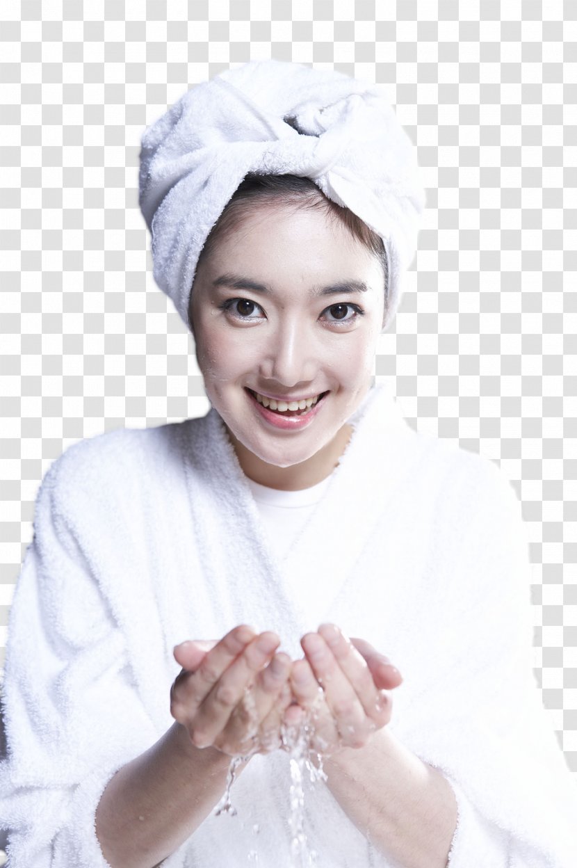 Shower Cosmetics Washing - Cartoon - A Woman In Bathrobe Transparent PNG