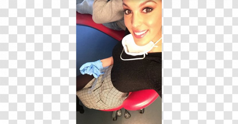 Iris Mittenaere Dentist Koh-Lanta TF1 Television - Dentiste Transparent PNG