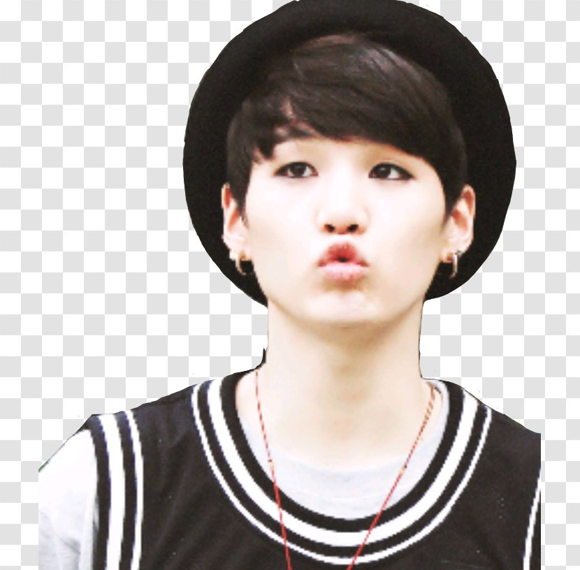 Suga BTS Daegu RUN March 9 - Tree - Heart Transparent PNG