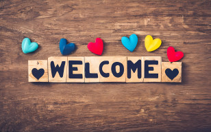 Welcome - Welcome Text With Hearts On Wooden Background Transparent PNG